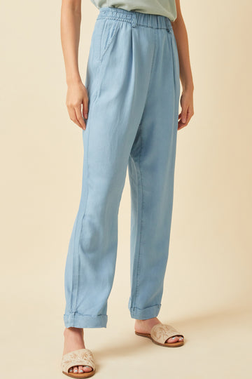 HK1011W Light Denim Plus Washed Tencel Elastic Waist Wideleg Pants Side